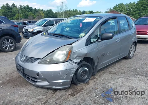 2010 Honda Fit из США, поврежденный, VIN JHMGE8H23AS012880